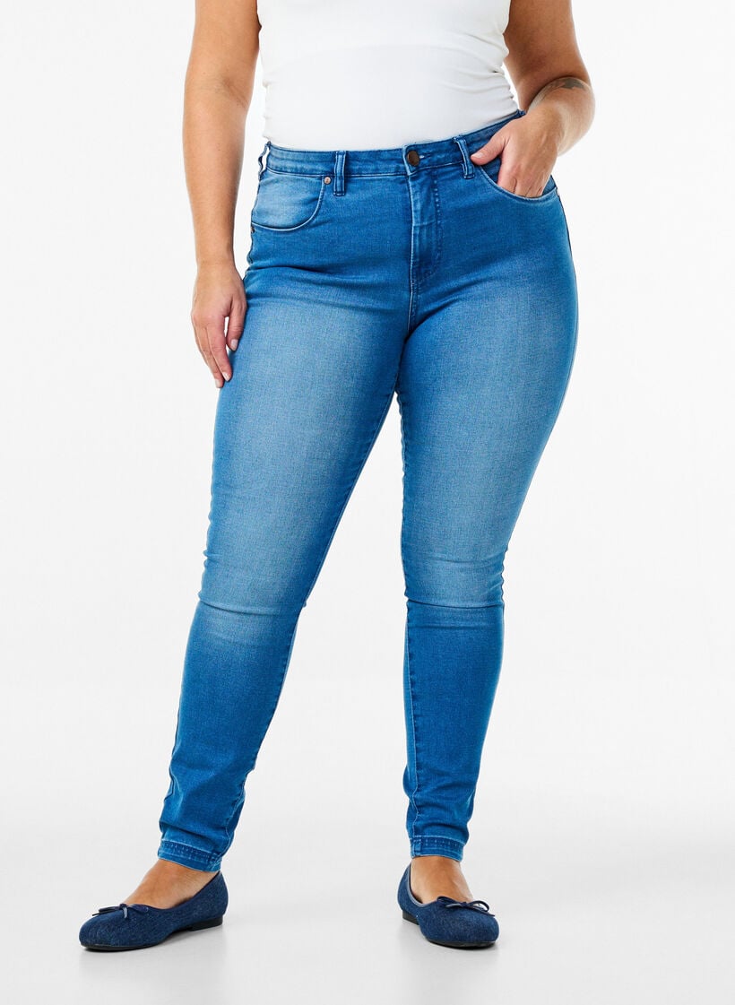 Super slim Amy jeans med høyt liv, Light blue, Model image number 2