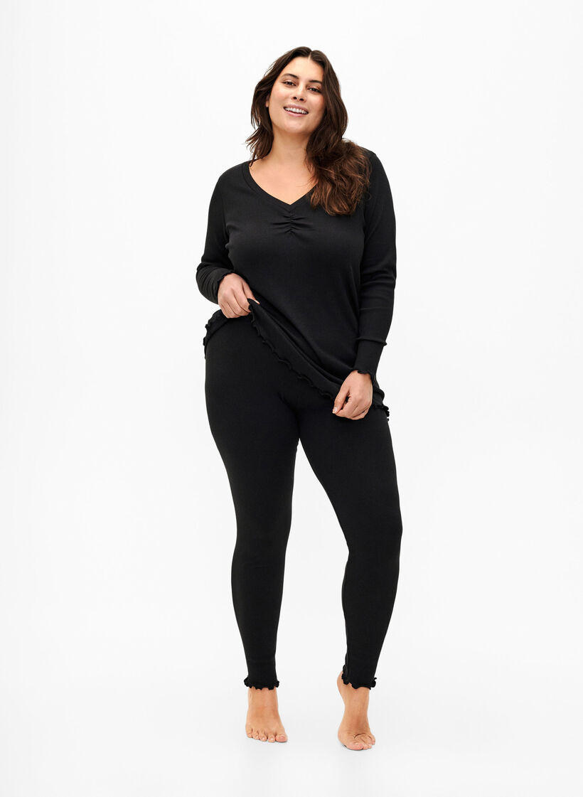 Ribbestrikket bluse med lange ermer og V-hals, Black, Model image number 2