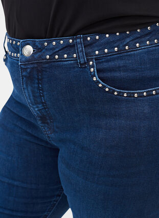 Super slim Amy jeans med nagler, Dark blue, Model image number 2