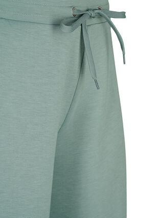 Shorts i modalblanding med lommer, Chinois Green, Packshot image number 2
