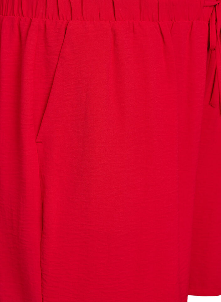 Shorts med lommer og elastisk linning, R&oslash;d, Packshot image number 2