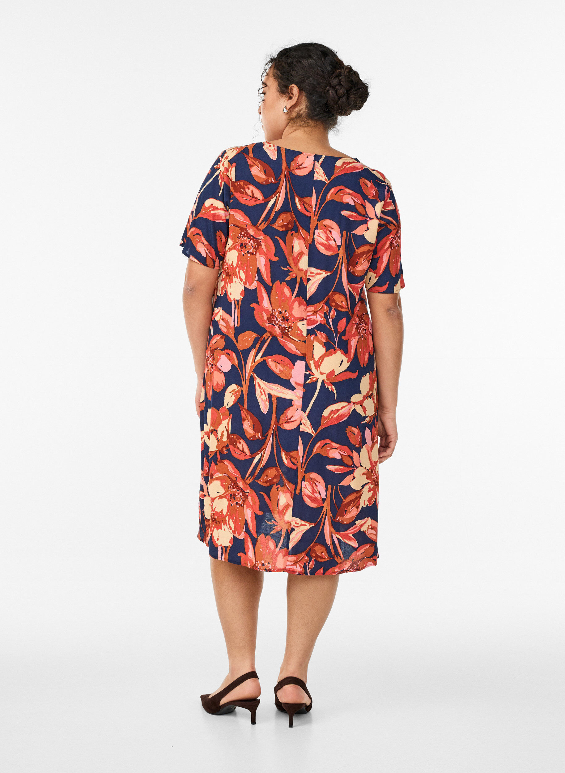 Zizzi Viskose A-line kjole, Orange, Model image number 2