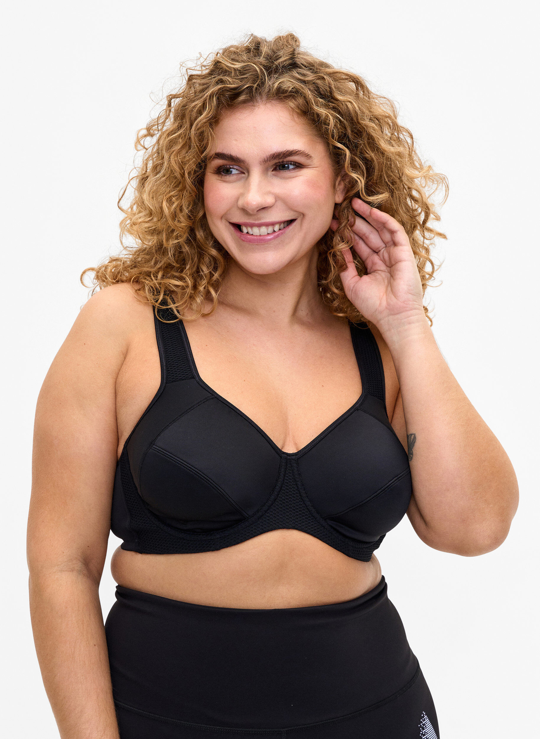 CORE, HIGH SUPPORT WIRE BRA - Sportsbh med b&oslash;yle, Svart, Model