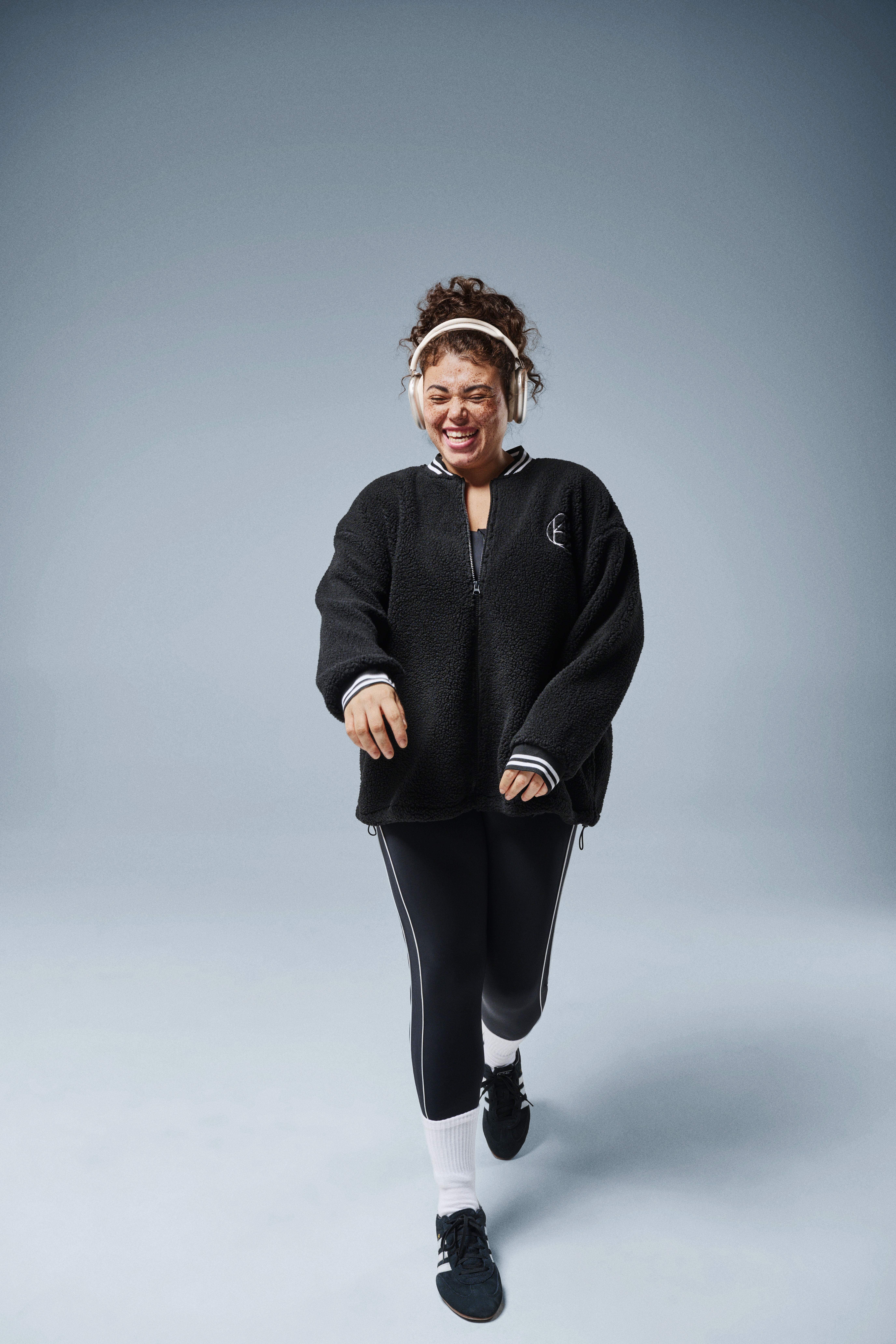 Zizzi Teddyfleecejakke med stripete detaljer, , Model