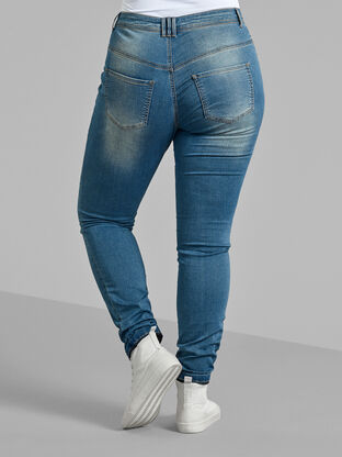 Zizzi Super slim Amy jeans med høyt liv, Blue d. washed, Model image number 1