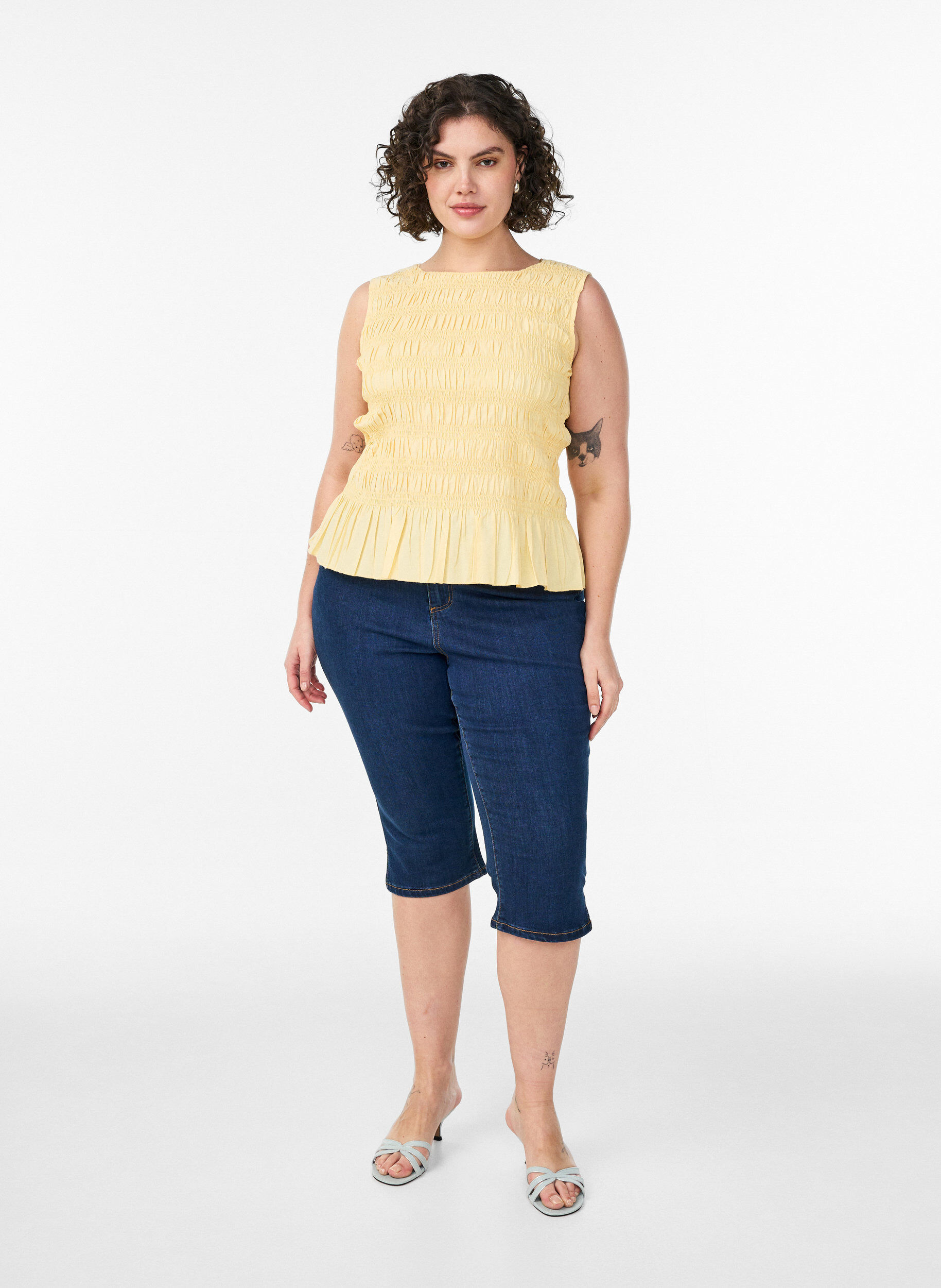 ZizziSmock-topp med b&aring;thals og peplum-fald, Gul, Model image number 1