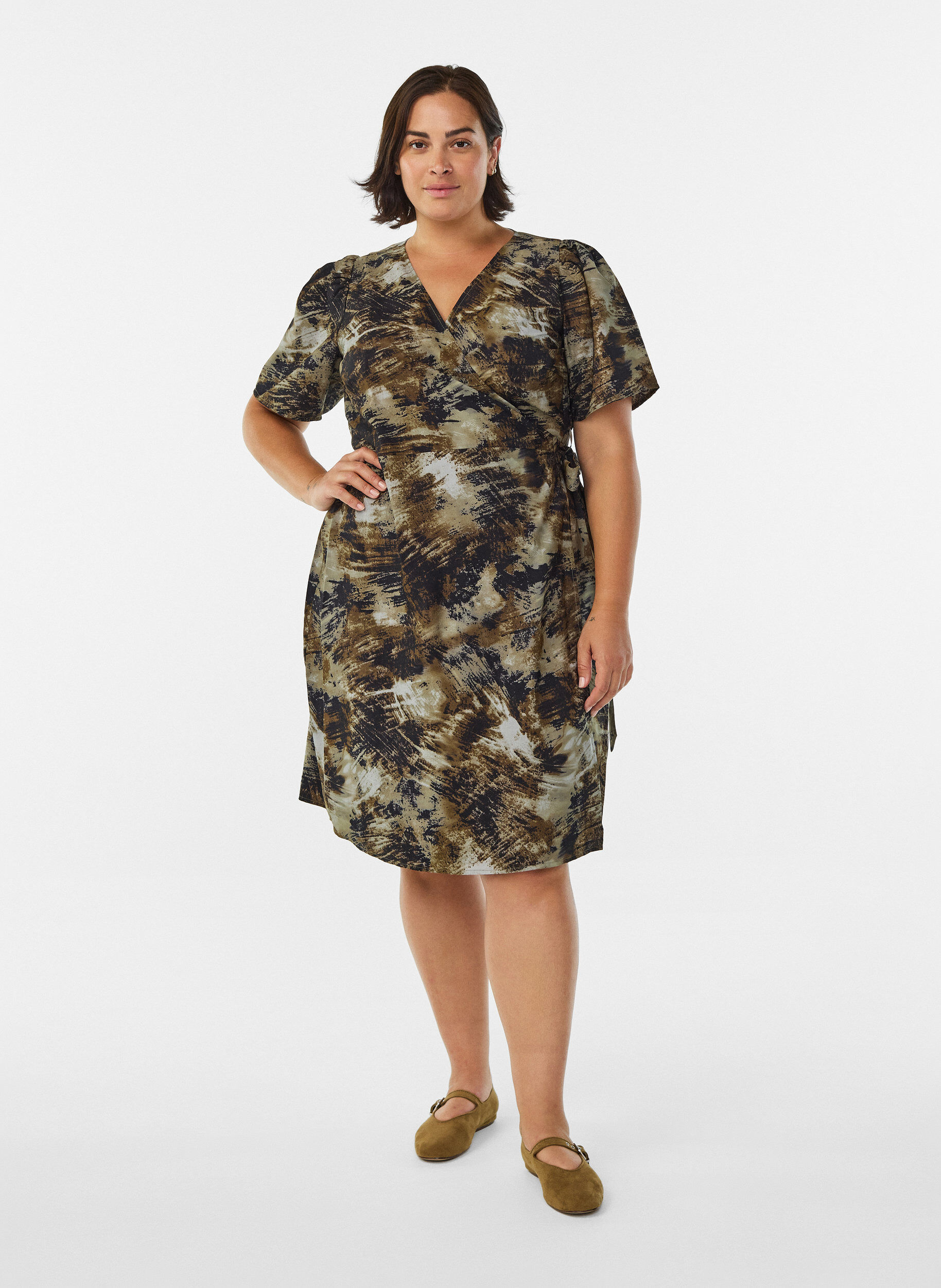 Zizzi Trykt omslagskjole, Gr&oslash;nn, Model image number 1