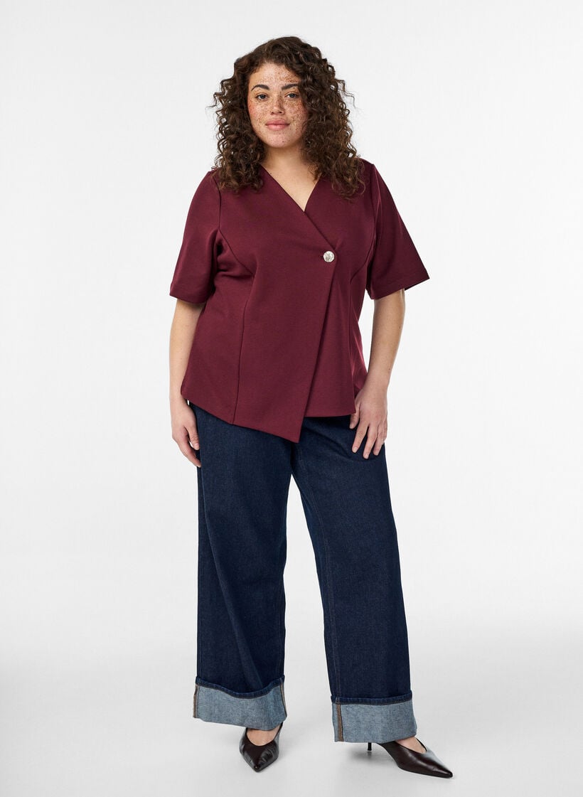 Bluse med asymmetrisk omslagseffekt og korte ermer, Rød, Model image number 1