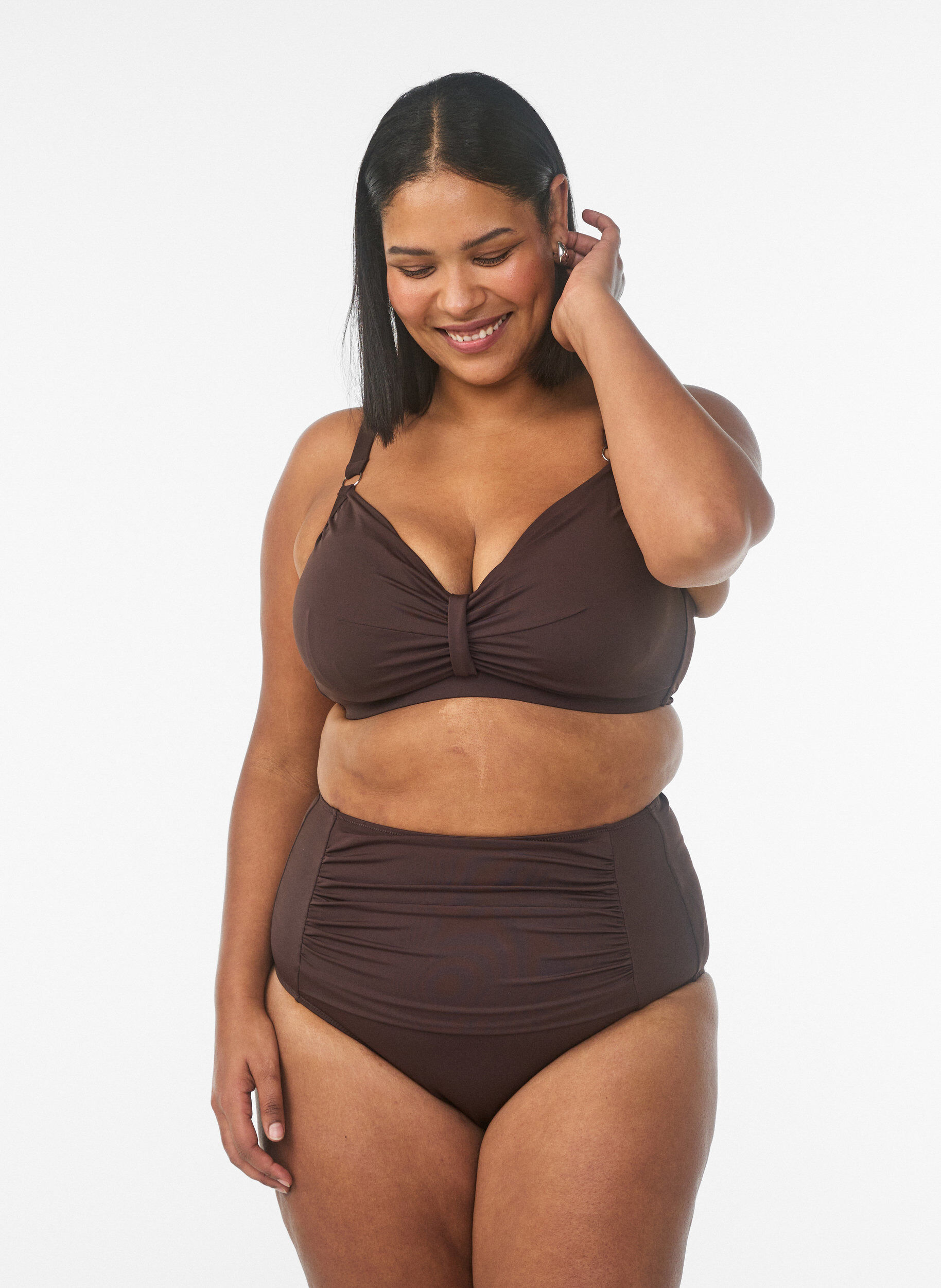 Bikinitruse med h&oslash;y midje, Brun, Model