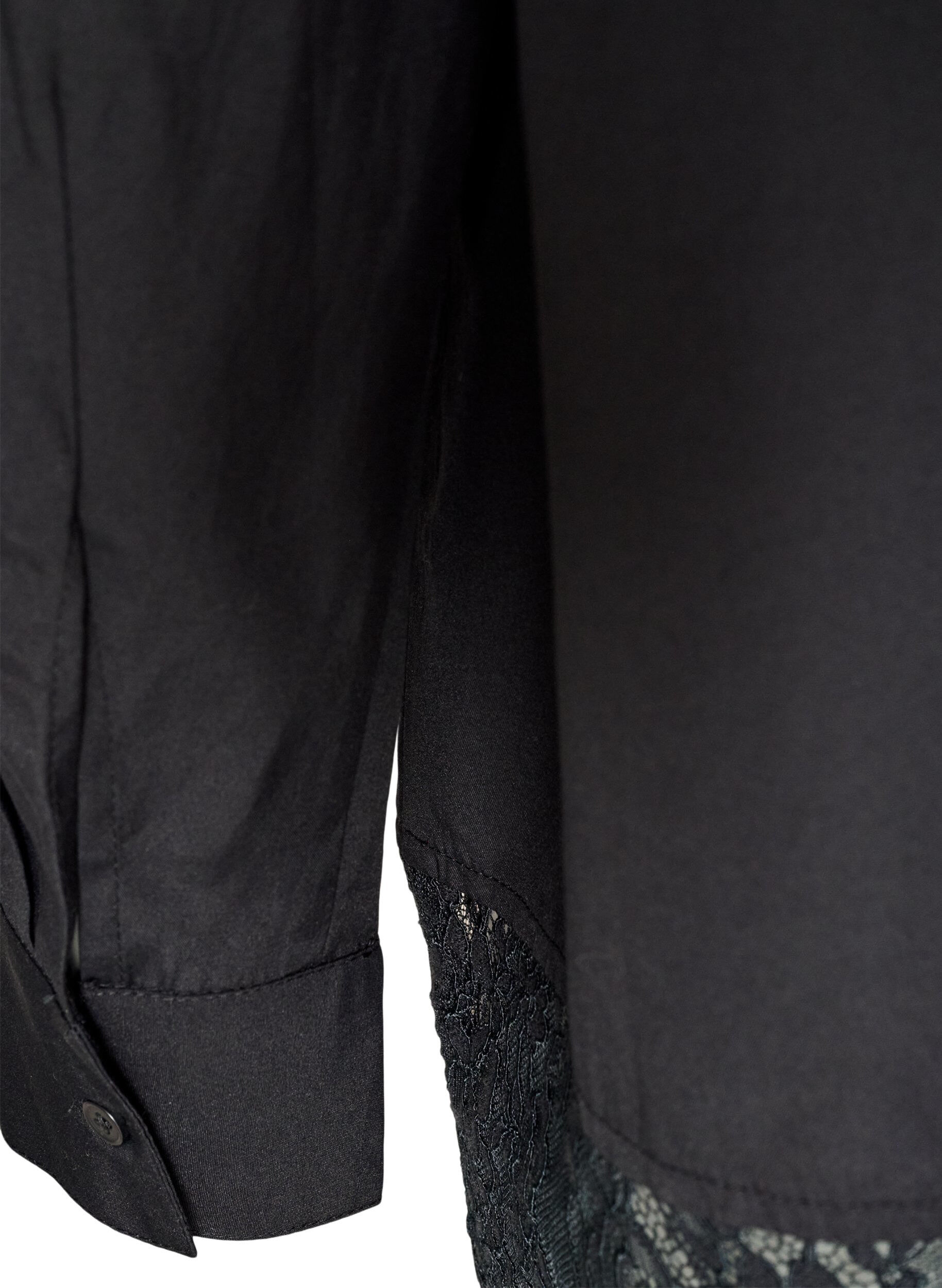 ZizziLoose skjorte med bred blondekant, Svart, Packshot image number 3