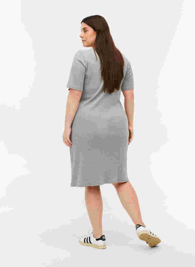 Kortermet kjole i et ribbet materiale, Light Grey Melange, Model image number 1