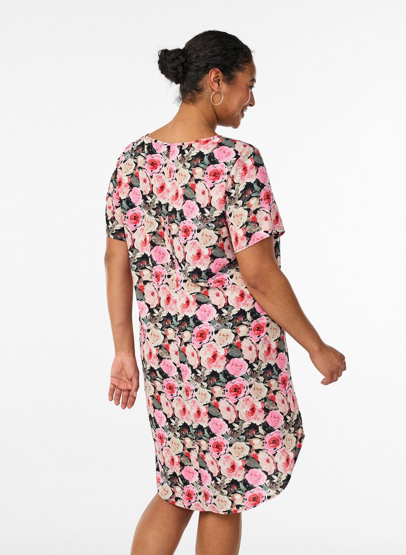 Skjortekjole i broderie anglaise med knytebelte, Svart, Model image number 2