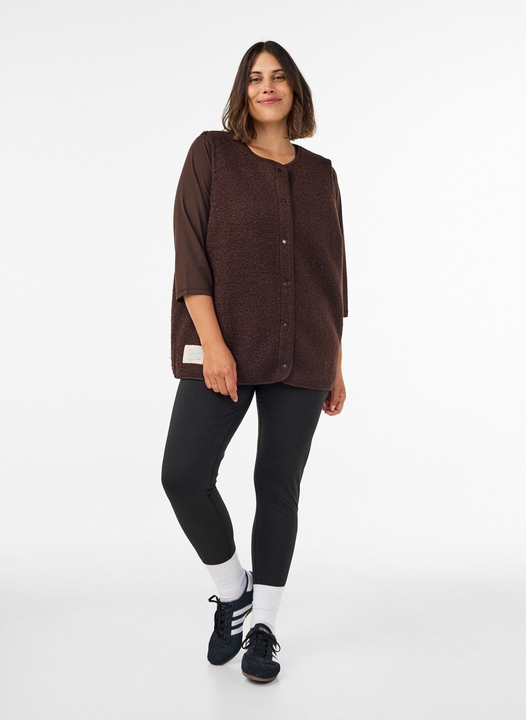 ZizziFleecevest med trykknapper og sidelommer, Brun, Model image number 1