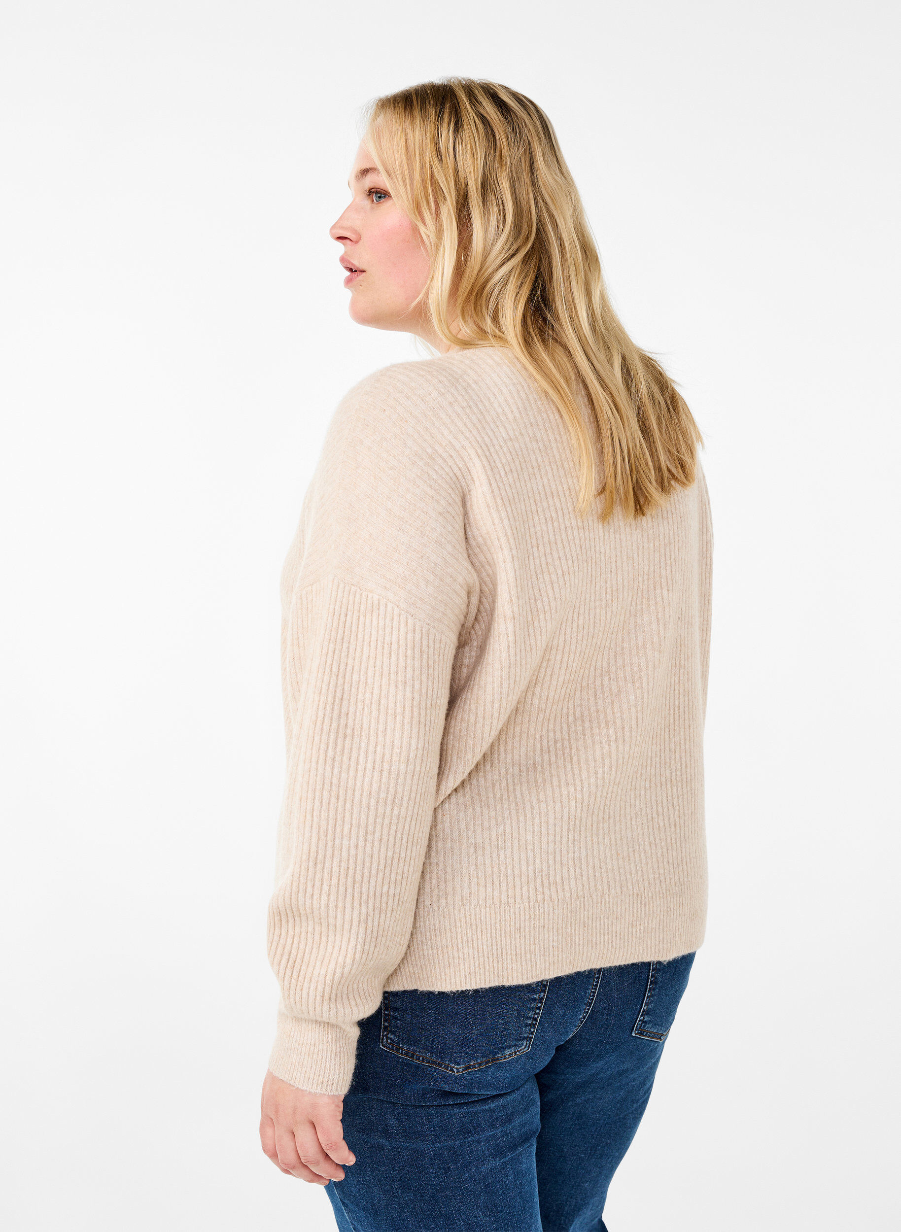 Zizzi Ribbestrikket cardigan med knapper, Beige, Model image number 2