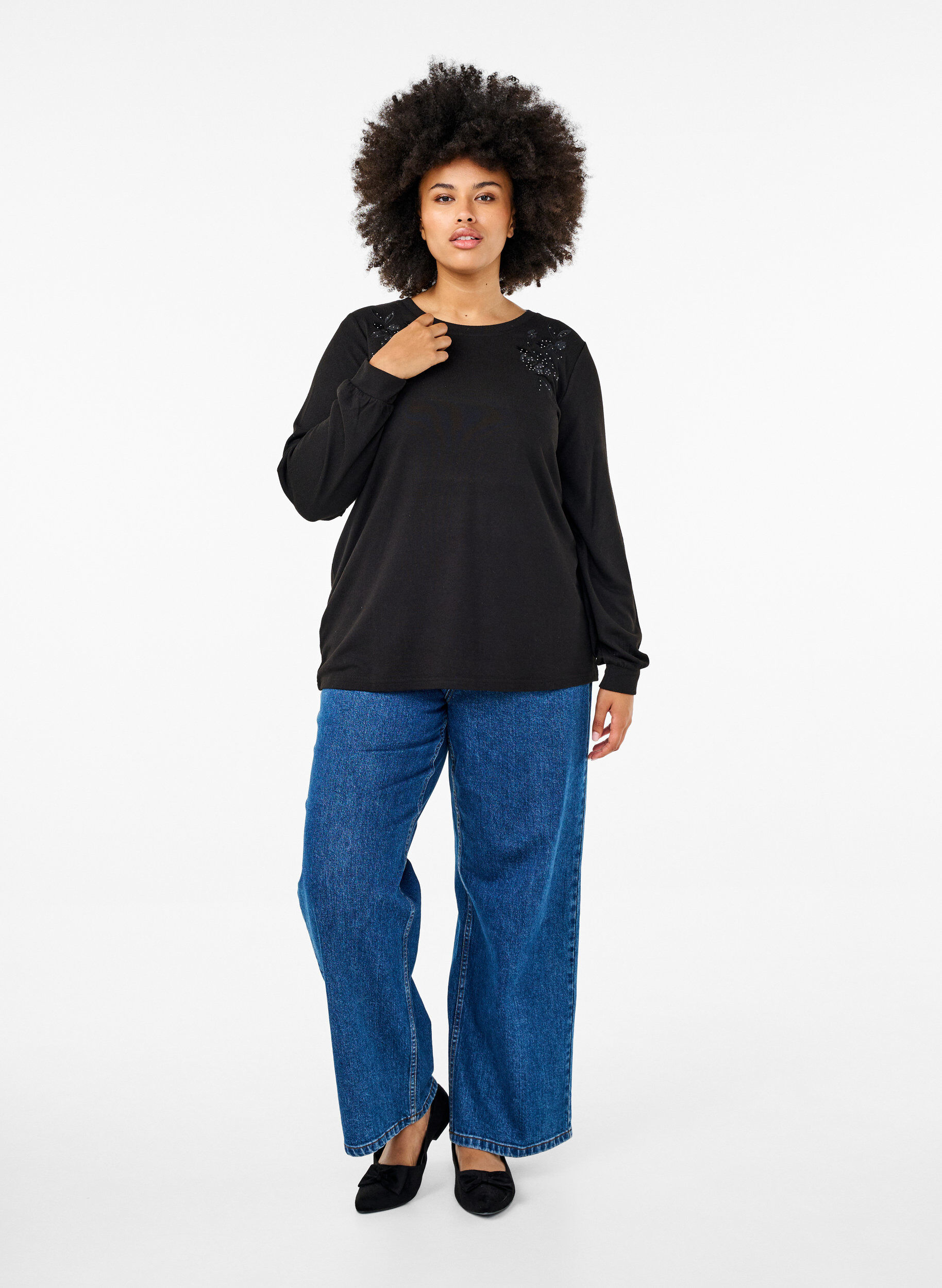 Zizzi Bluse med broderi og rhinsteiner, Black, Model image number 2