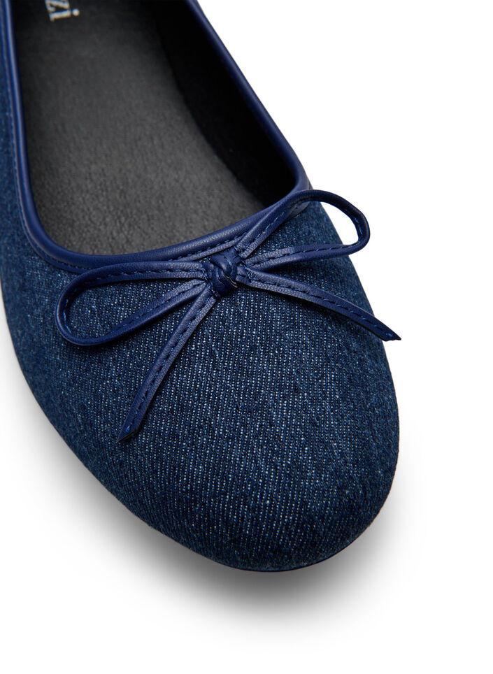Wide fit - Denim ballerina med sløyfe, Dark Blue Denim, Packshot