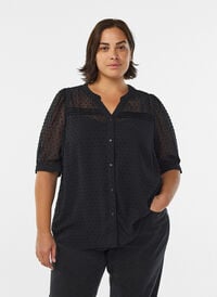 Kortermet skjortebluse med prikket tekstur, Svart Kortermet skjortebluse med prikket tekstur, Svart, Model