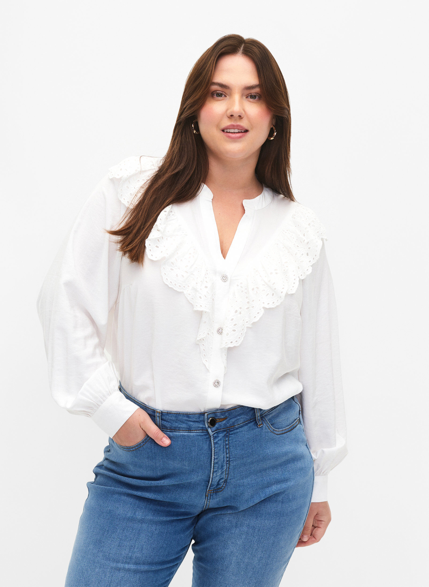 Zizzi Skjortebluse i viskose med volanger, Bright White, Model image number 0