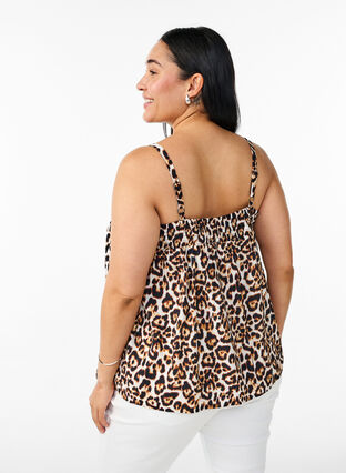 Zizzi Topp i viskose med smale stropper, Eggnog Leo AOP, Model image number 1
