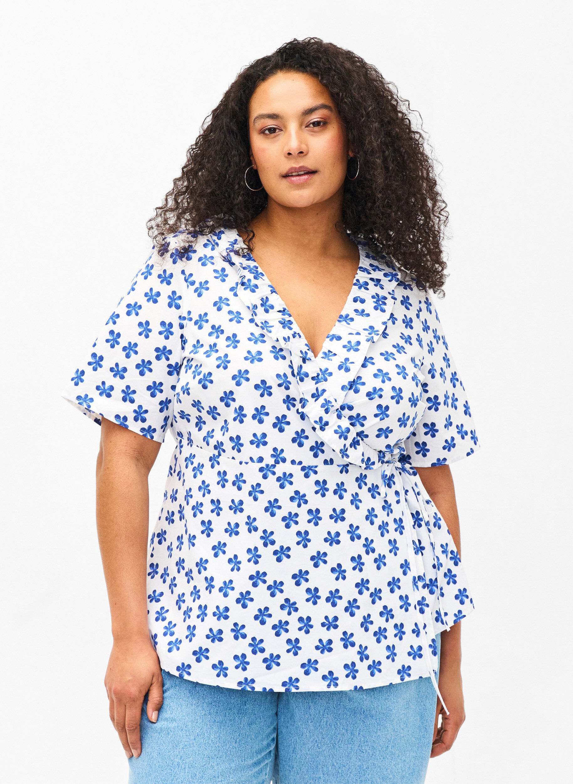 Omslagsbluse i bomull med blomstertrykk, B.White/Small Flower, Model