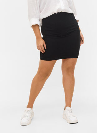 Zizzi Tettsittende sømløst skjørt, Black, Model image number 3