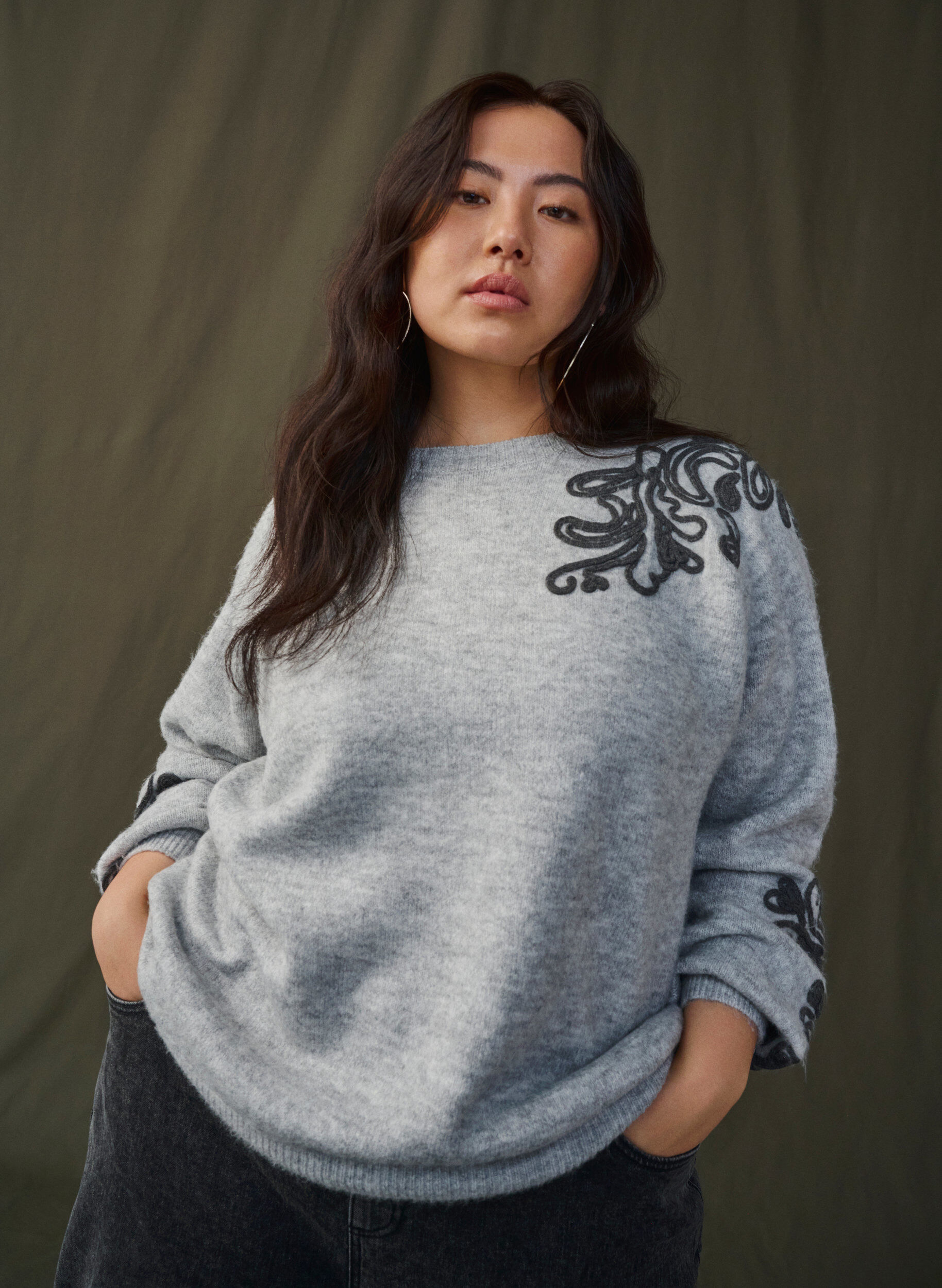 Zizzi Strikkegenser med dekorativt m&oslash;nster, Light Grey Melange, Image image number 0