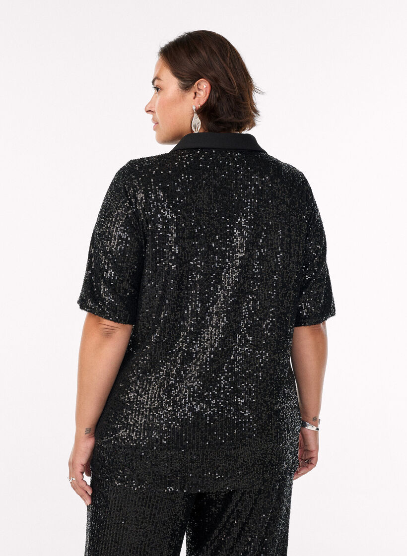 Bluse med paljetter, poloskjorte-krage og korte ermer, Svart, Model