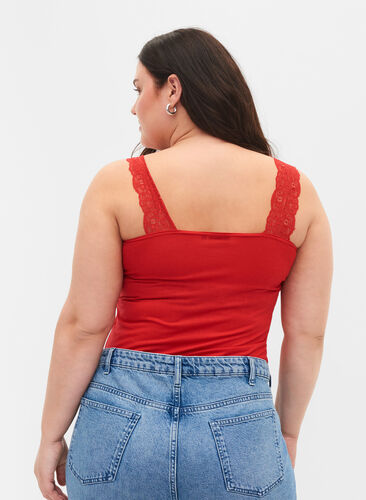 Zizzi Topp med blonder, 2 stk., Black/Chinese Red, Model image number 1
