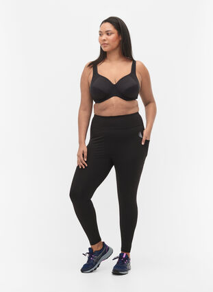 CORE, POCKET TIGHTS - Treningstights med sidelomme, Black, Model image number 4