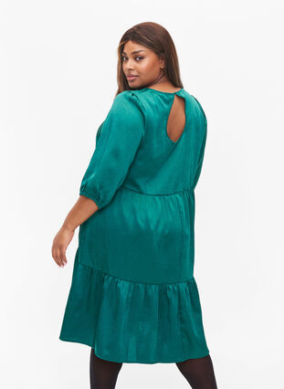 Kjole med ryggdetaljer og 3/4-ermer, Evergreen, Model image number 1