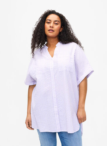 Stripete skjorte med brystlommer, White/LavenderStripe, Model image number 0