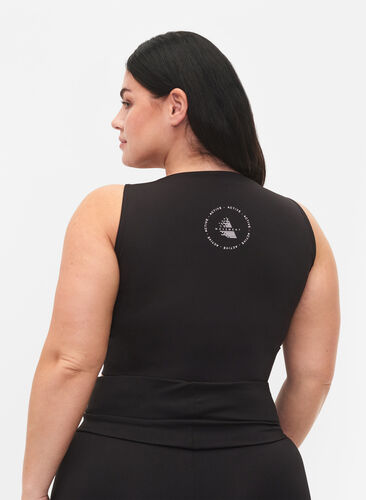 Sports-BH med firkantet utringning, Black, Model image number 1