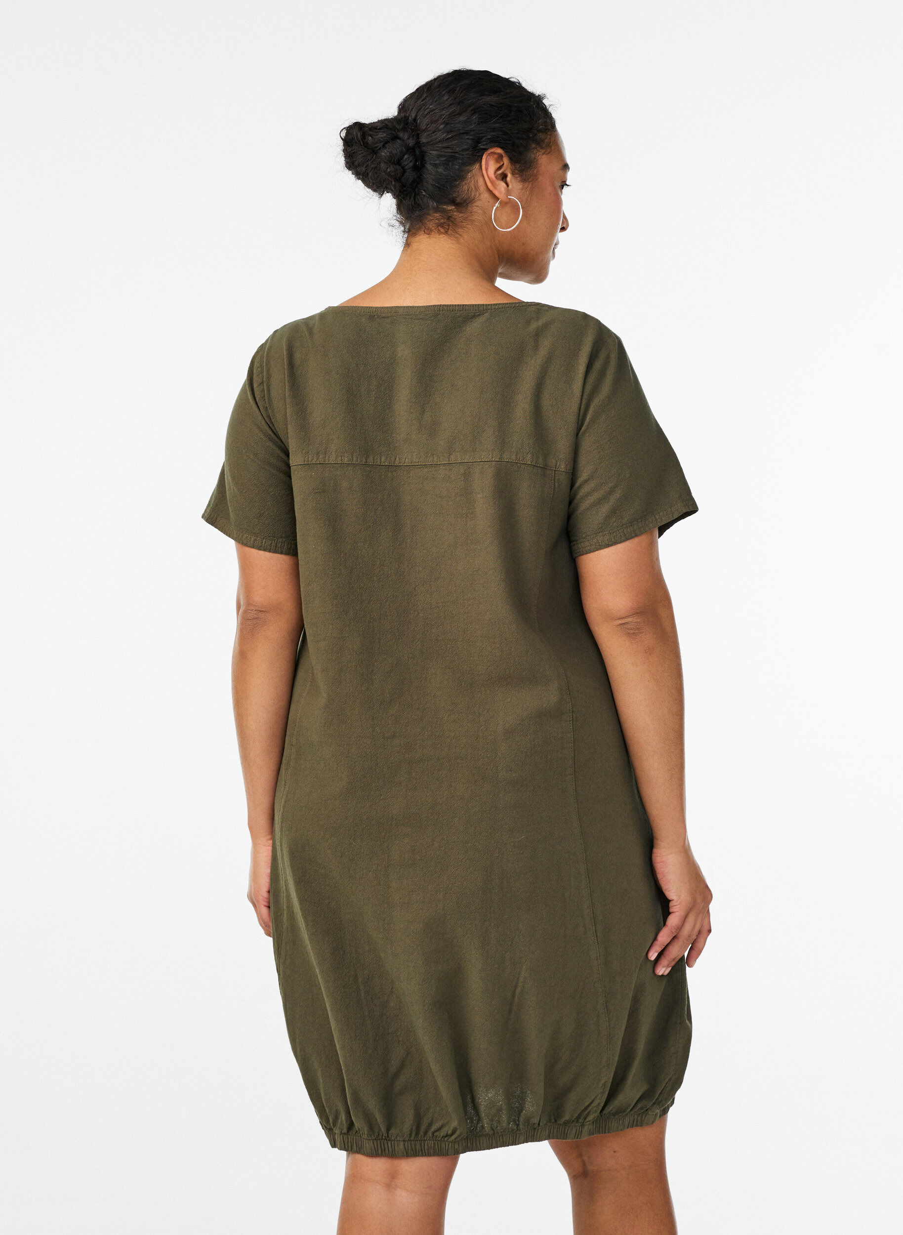 Zizzi Kortermet kjole i bomull, Gr&oslash;nn, Model image number 2