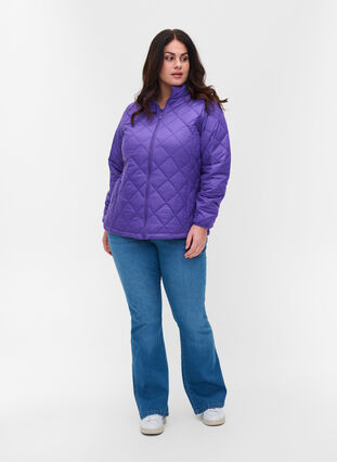 Quiltet lett jakke med glidelås og lommer, Ultra Violet, Model image number 3
