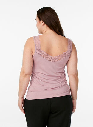 Zizzi Viscose-topp med blondedetaljer, Rosa, Model image number 2