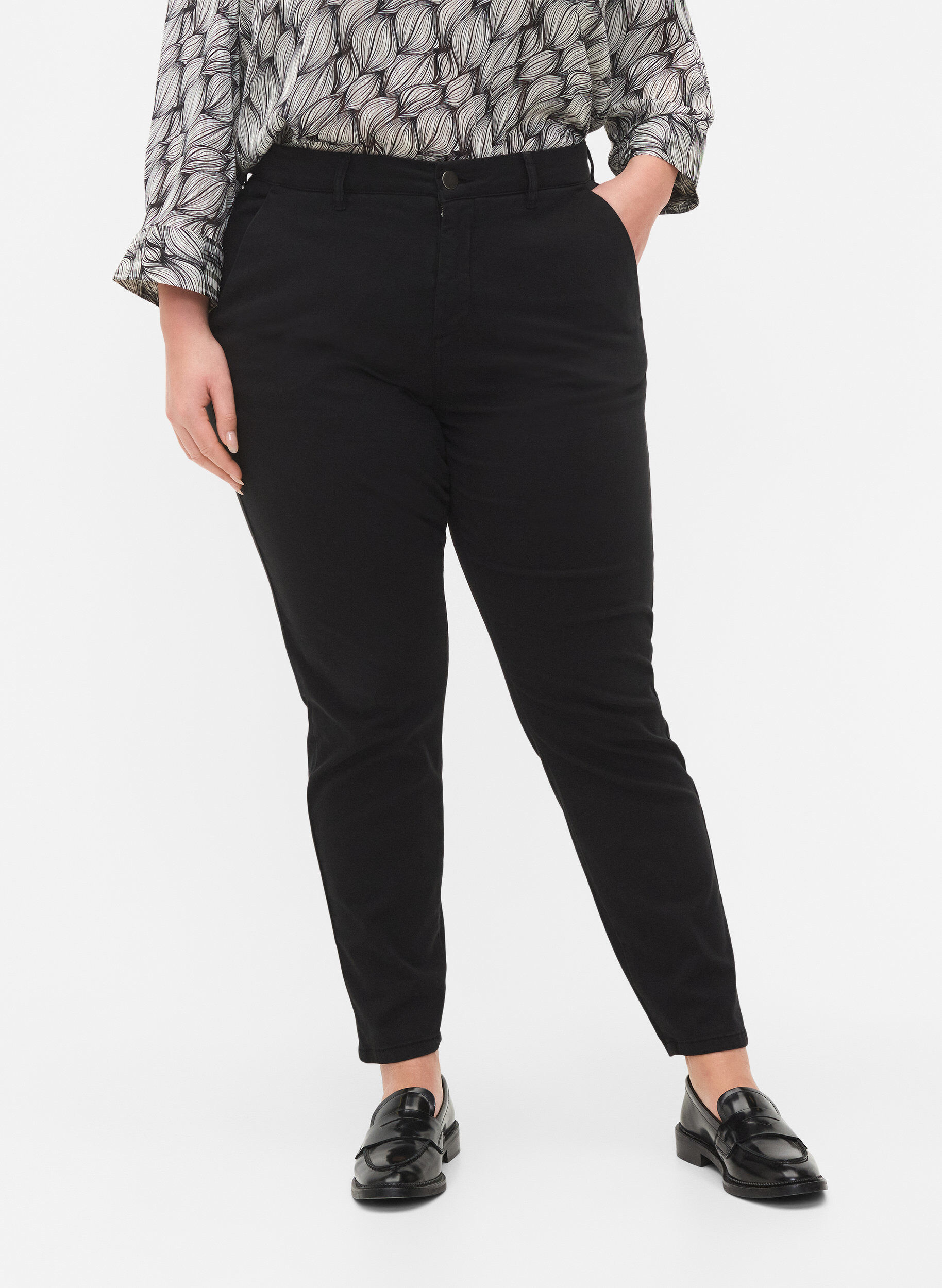 Zizzi Chinos i bomull, Black, Model image number 2