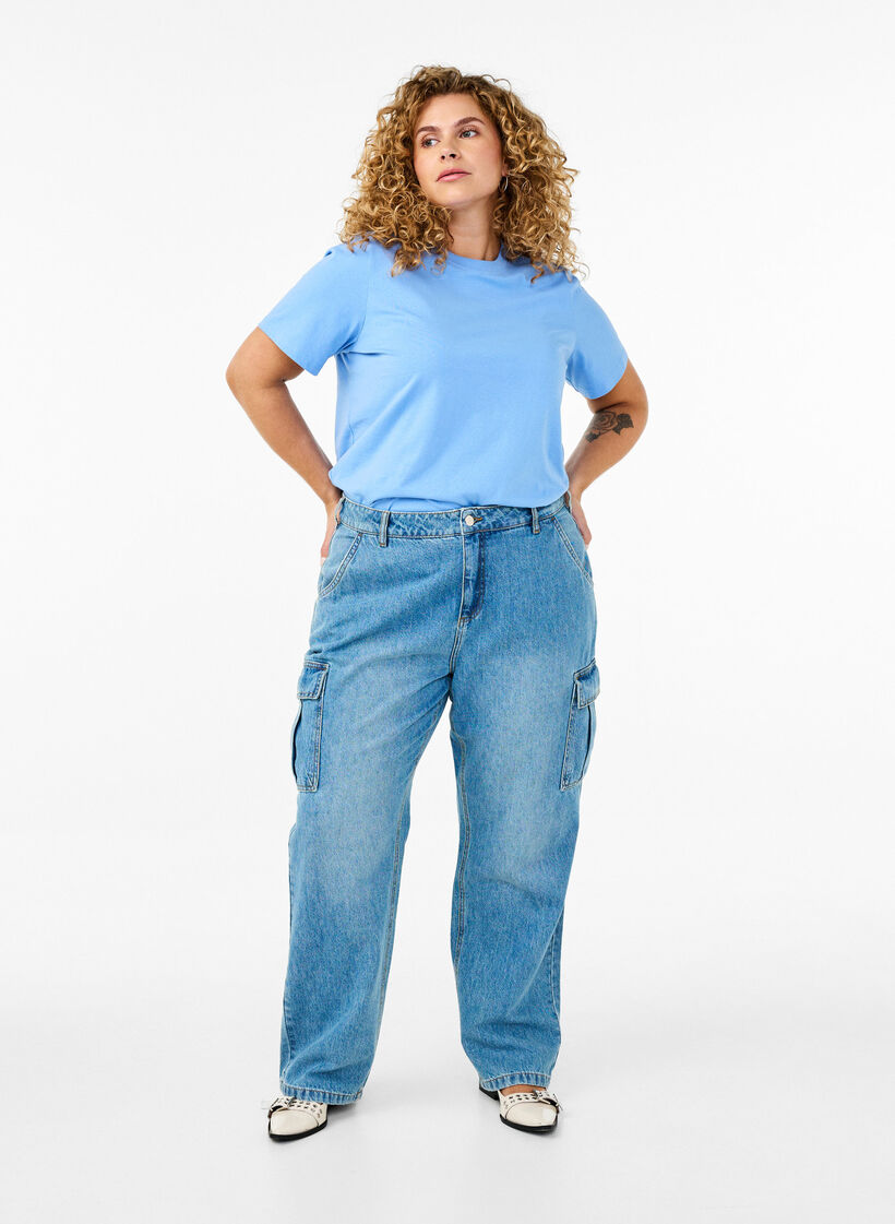Basic T-skjorte i bomull med rund hals, Bl&aring;, Model image number 1