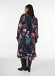 Blomstret midikjole med vevd tekstur og knytebelte, Svart, Model image number 1