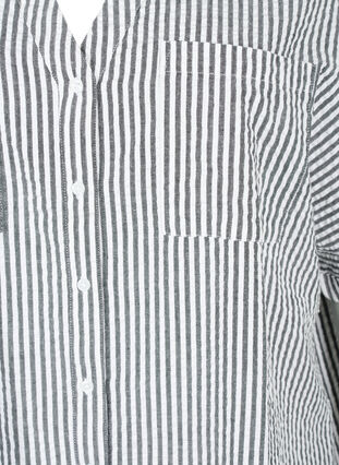 Stripete skjorte med brystlommer, White/Black Stripe, Packshot image number 2