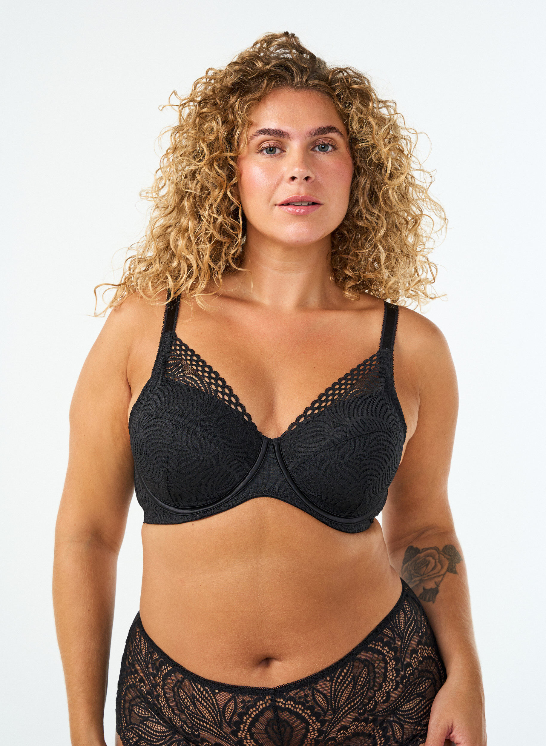 Blonde-BH med polstrede sk&aring;ler, Svart, Model