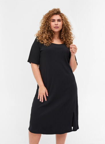 Kortermet kjole i et ribbet materiale, Black, Model image number 0