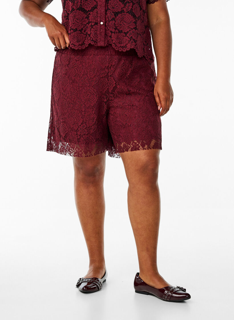 Loose fit blonde shorts, Mørk Bordeaux, Model image number 3
