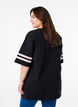 Sporty oversized college T-skjorte, Svart, Model image number 2