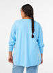 Strikkebluse med rund hals og strikket m&oslash;nster, Bl&aring;, Model image number 2