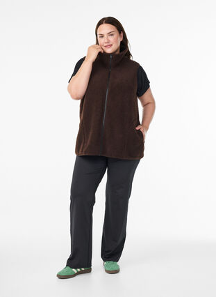 Zizzi Teddy fleece vest med glidelås og lommer, Brun, Model image number 1