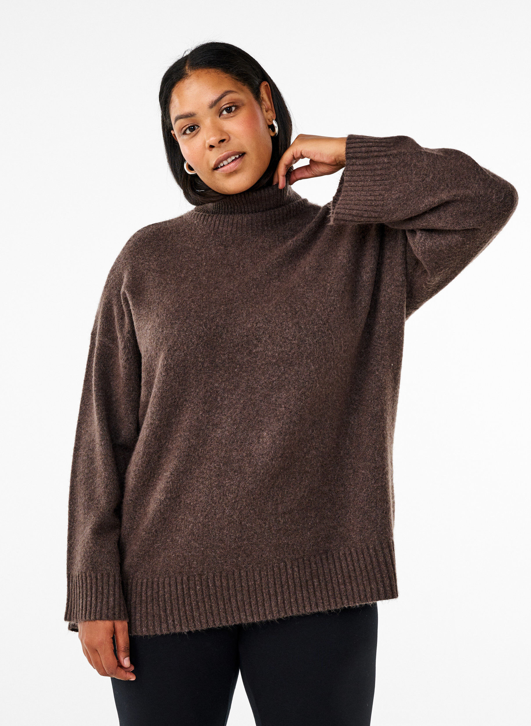 Beige strikkegensere