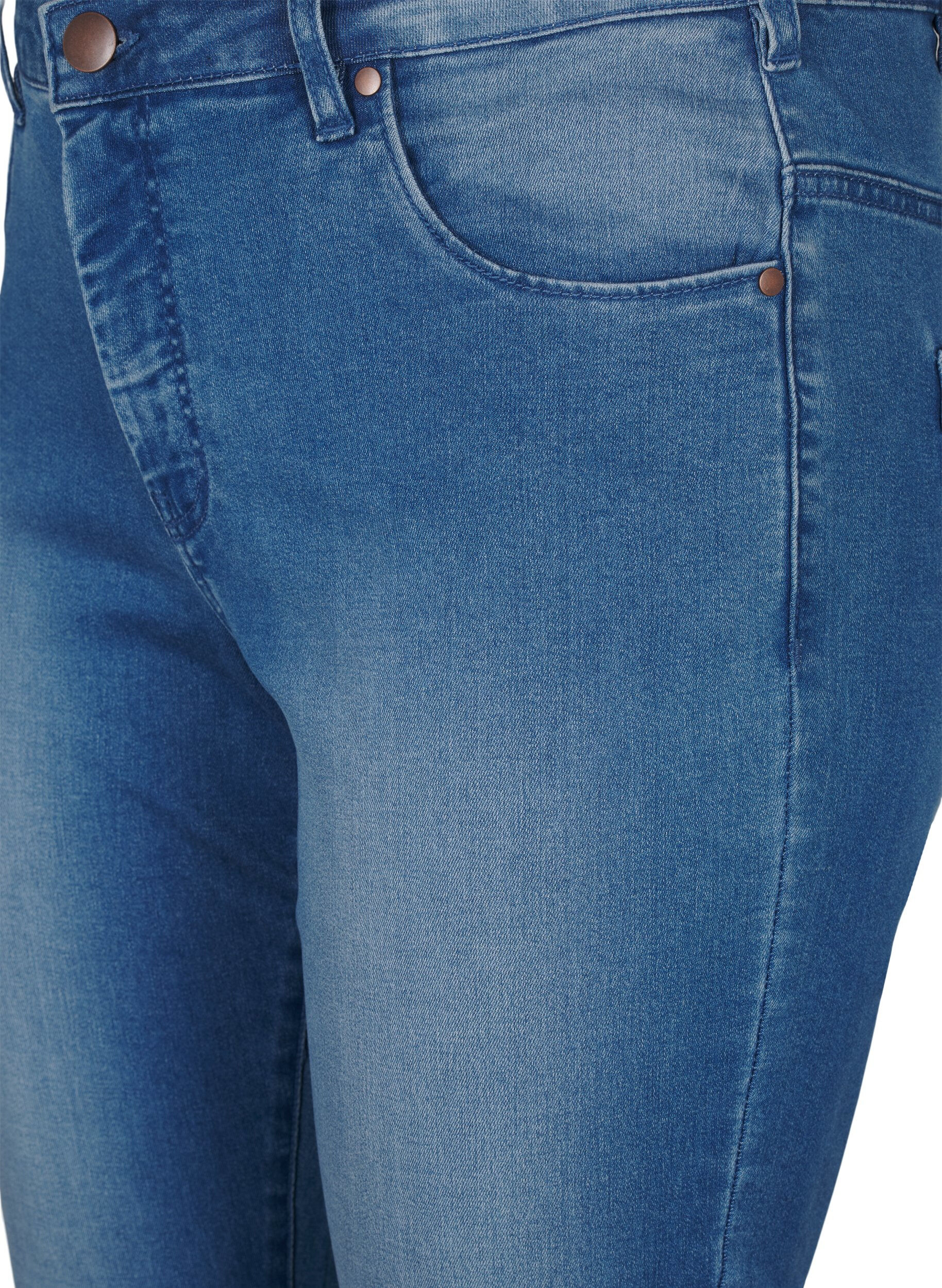 ZizziSlim fit Emily jeans med normal h&oslash;yde i livet, Bl&aring;, Packshot image number 2