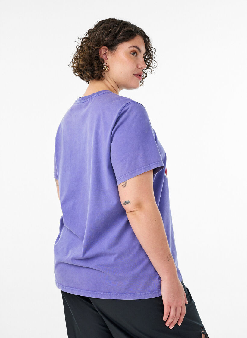 T-skjorte i bomull med frontprint og vasket look, Lilla, Model image number 2