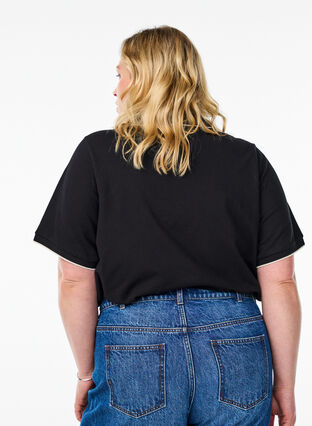 Zizzi Kortermet poloskjorte, Svart, Model image number 2