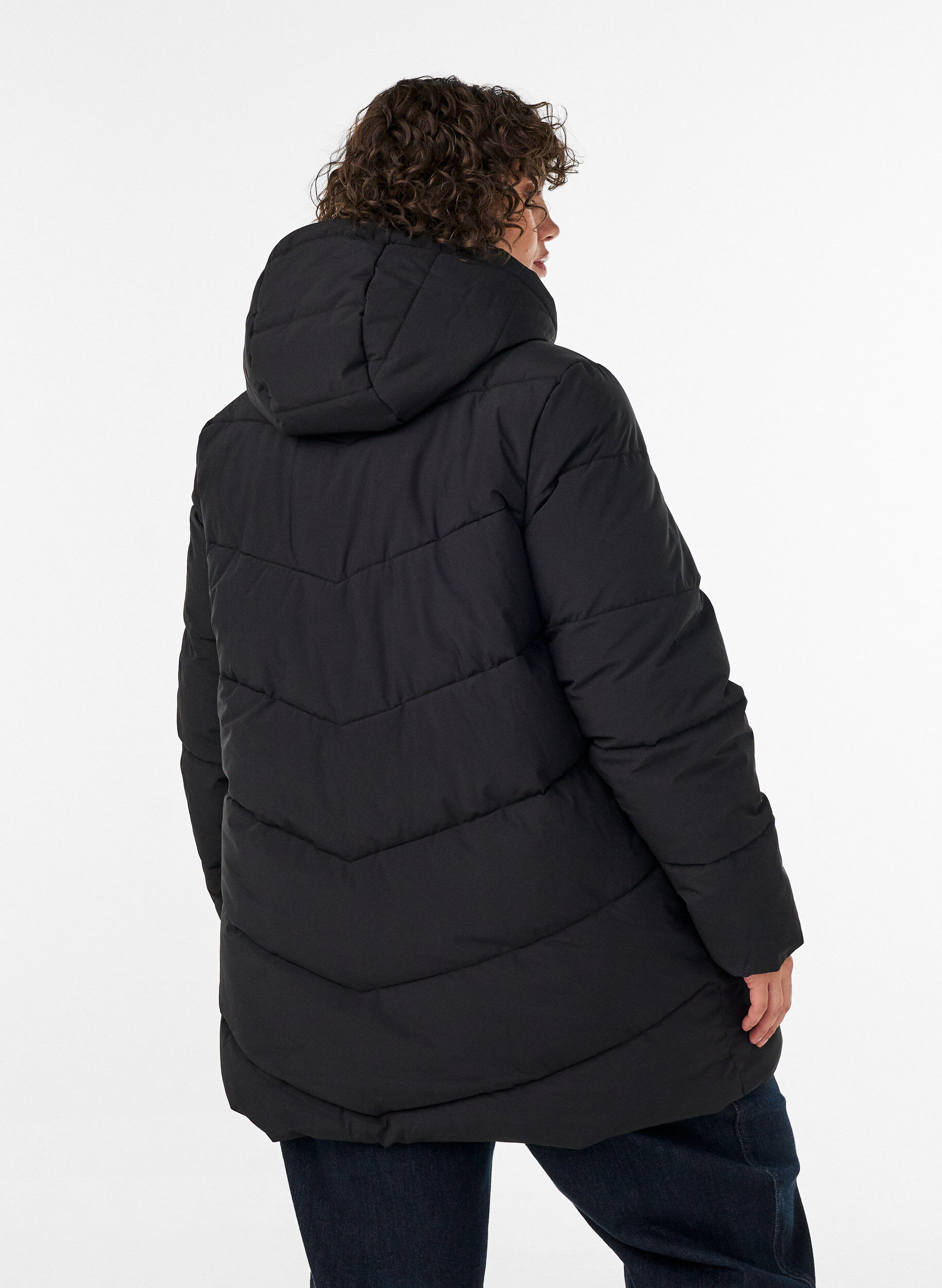 ZizziMellomlang pufferjakke med hette, Svart, Model image number 2